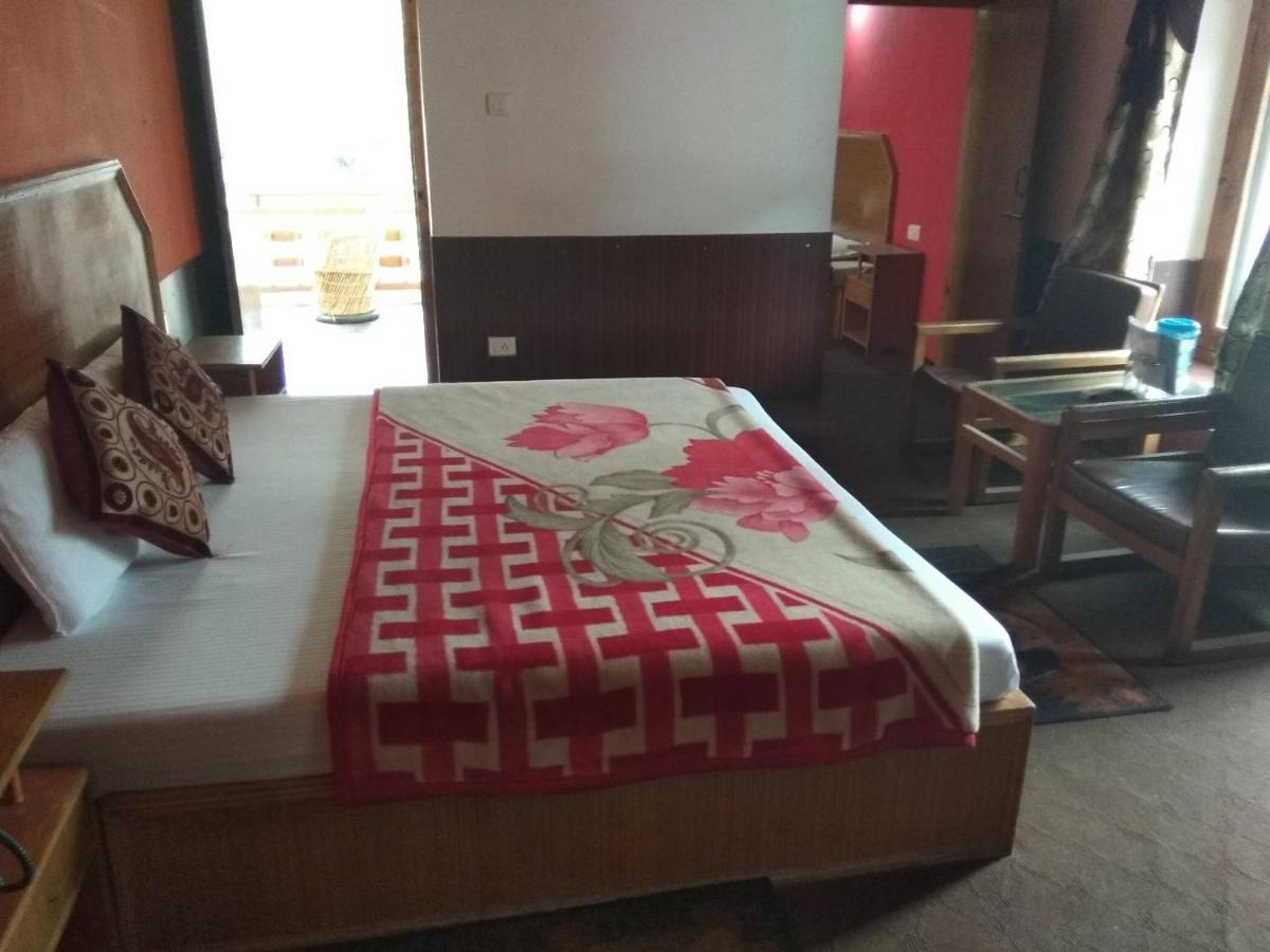 Hotel Hilltop Manāli Zewnętrze zdjęcie